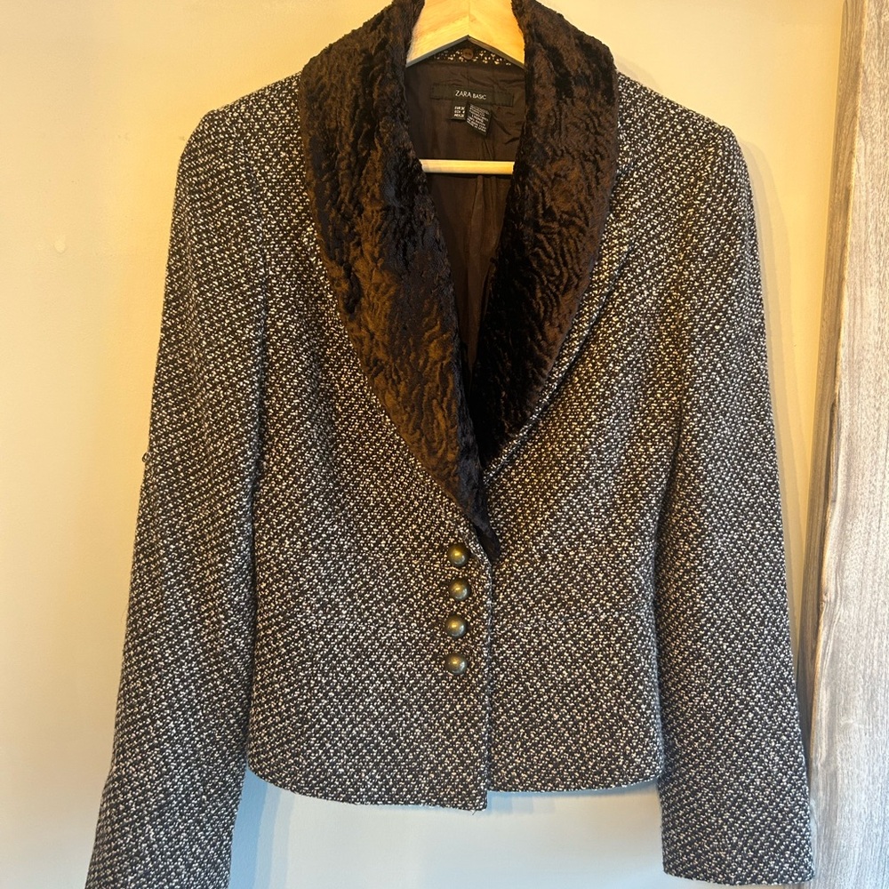 Zara Textured Blazer whit false fure